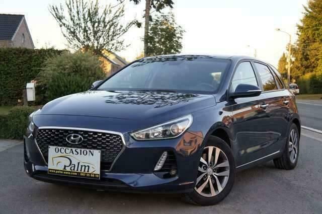 Blauw Occasion 2017 Hyundai i30 Sedan | € 12.600 - Afbeelding 1/4