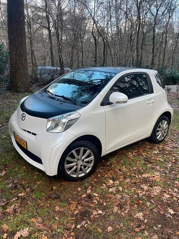 Gebruikt 2009 Toyota iQ Hatchback | € 3.800 (Goede deal) - Afbeelding 1/4