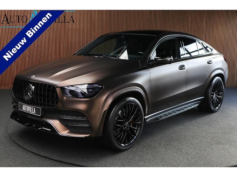 Bruin (mat) Gebruikt 2021 Mercedes GLE350 Coupé | € 67.500 (Iets duurder) - Afbeelding 1/4