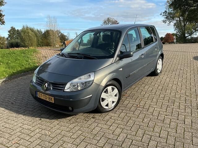 Grijs Gebruikt 2006 Renault Scénic II Dynamique MPV | € 1.750 (Eerlijke prijs) - Afbeelding 1/4