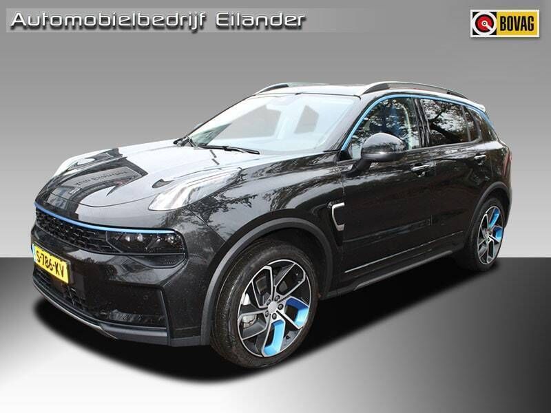 Zwart, metallic lak Gebruikt 2023 Lynk & Co 01 SUV | € 28.500 (Eerlijke prijs) - Afbeelding 1/4