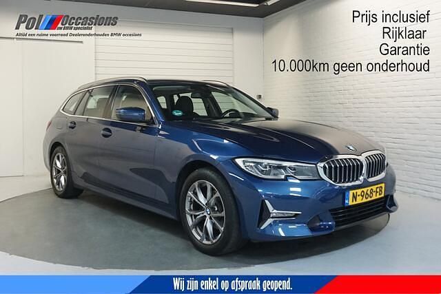 Blauw Gebruikt 2021 BMW 318 Stationwagen | € 25.400 (Eerlijke prijs) - Afbeelding 1/4