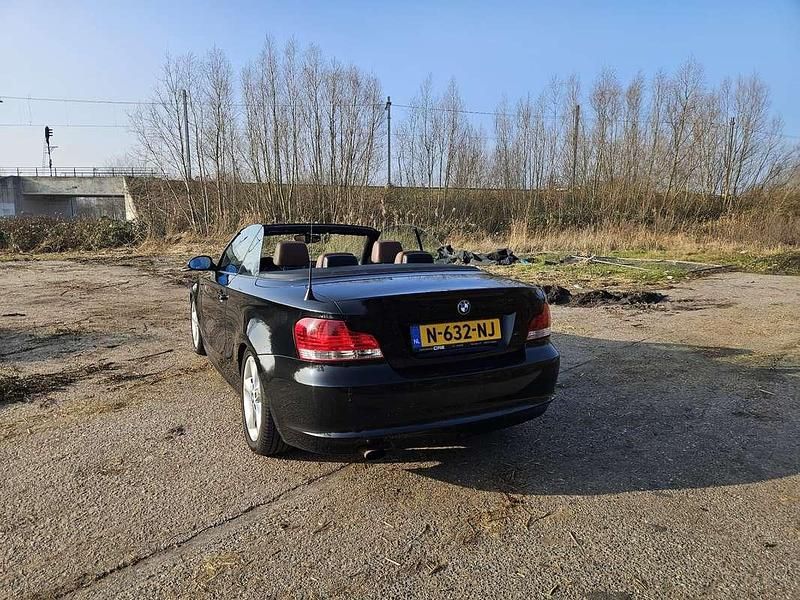 Occasion BMW 118 Cabriolet 143 PK (105 kW) 2009 Zwart Cabriolet