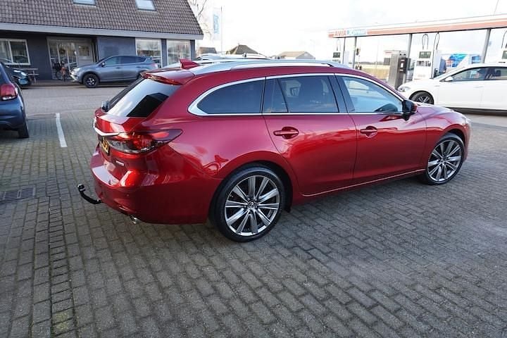 Occasion Mazda 6 Signature 195 PK (143 kW) 2019 Rood Stationwagen