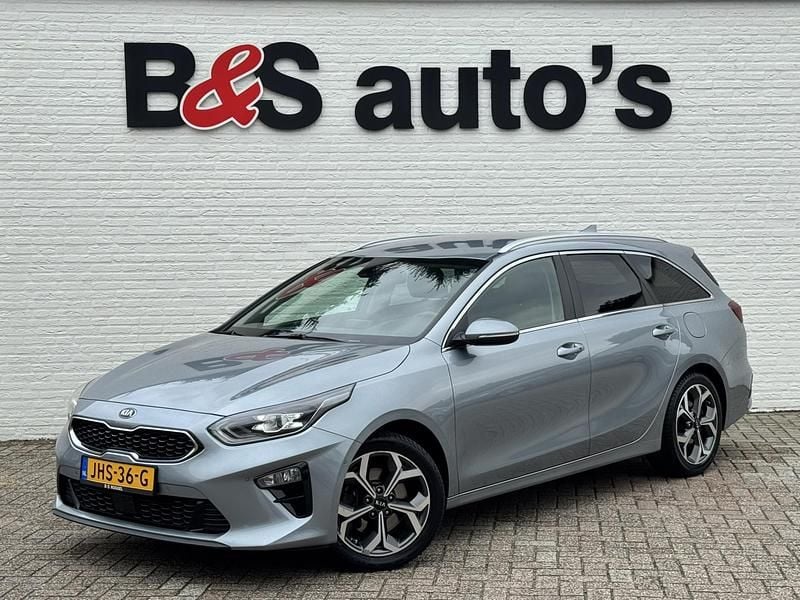 Grijs Gebruikt 2019 Kia Ceed Stationwagen | € 17.700 (Eerlijke prijs) - Afbeelding 1/4