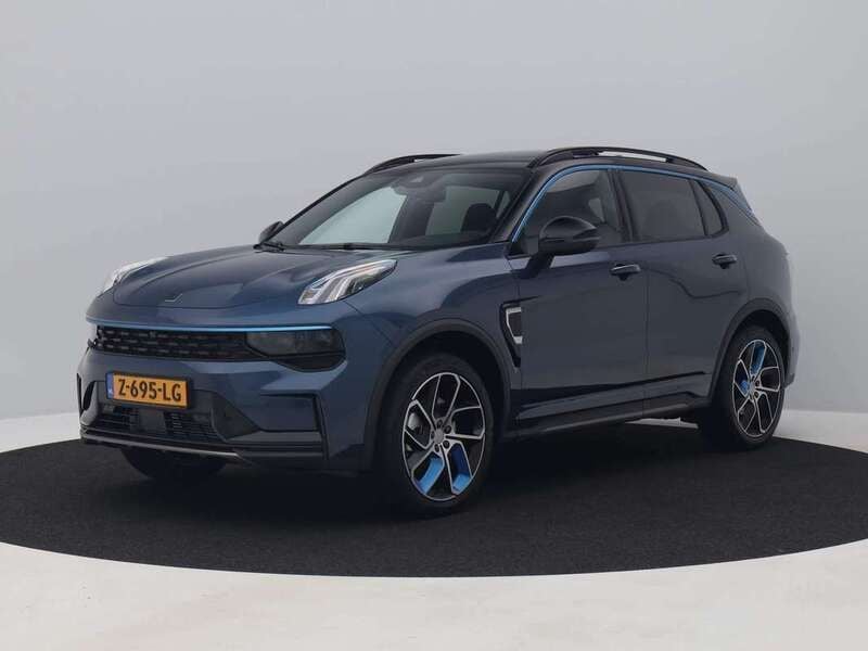 Blauw, metallic lak Nieuw 2024 Lynk & Co 01 SUV | € 34.500 (Super prijs) - Afbeelding 1/3