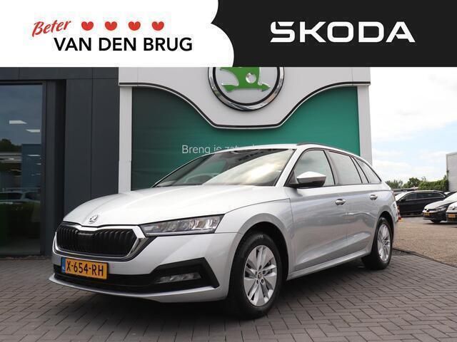 Grijs Gebruikt 2024 Skoda Octavia Business Line Stationwagen | € 23.400 (Goede deal) - Afbeelding 1/4