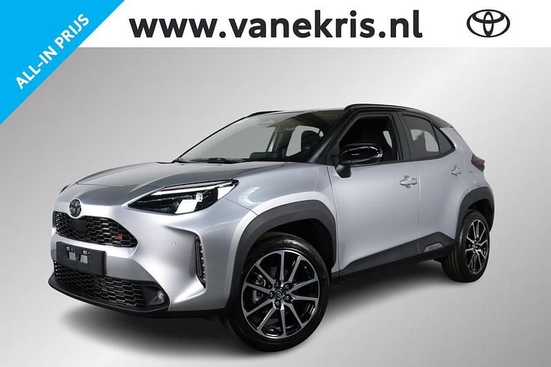Zilver Gebruikt 2024 Toyota Yaris Cross Sport SUV | € 34.950 (Duur) - Afbeelding 1/4