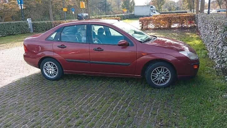 Occasion Ford Focus Ghia 100 PK (73 kW) 2000 Sedan