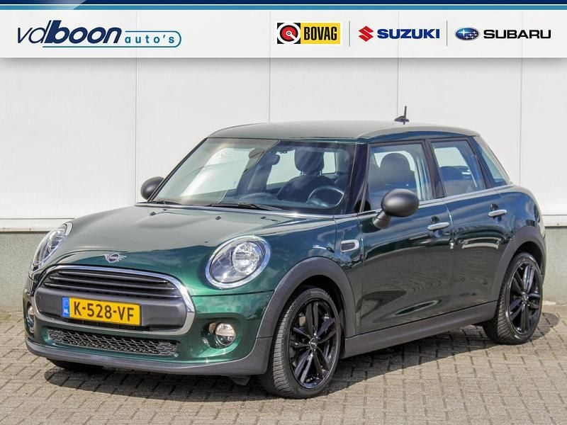 Groen Occasion 2021 Mini ONE Pepper Hatchback | € 14.740 (Super prijs) - Afbeelding 1/4