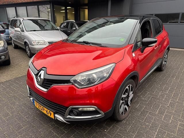 Rood Occasion 2015 Renault Captur SUV | € 8.995 (Goede deal) - Afbeelding 1/4