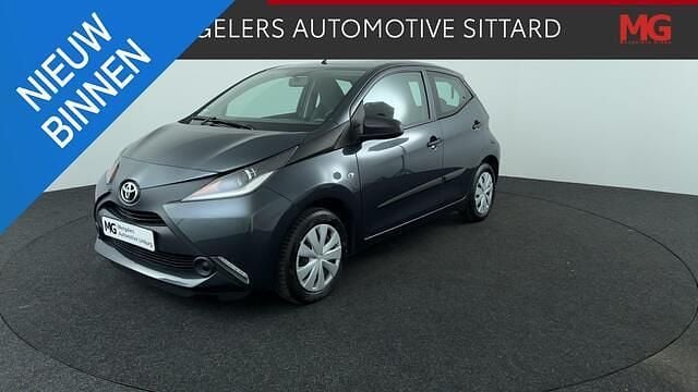 Grijs Gebruikt 2017 Toyota Aygo Hatchback | € 7.750 (Goede deal) - Afbeelding 1/4
