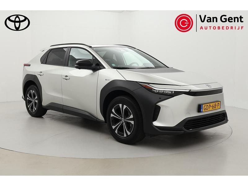 Grijs Gebruikt 2024 Toyota bZ4X SUV | € 34.999 (Eerlijke prijs) - Afbeelding 1/4