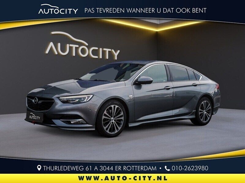 Grijs Gebruikt 2017 Opel Insignia Innovation Hatchback | € 12.950 (Duur) - Afbeelding 1/4