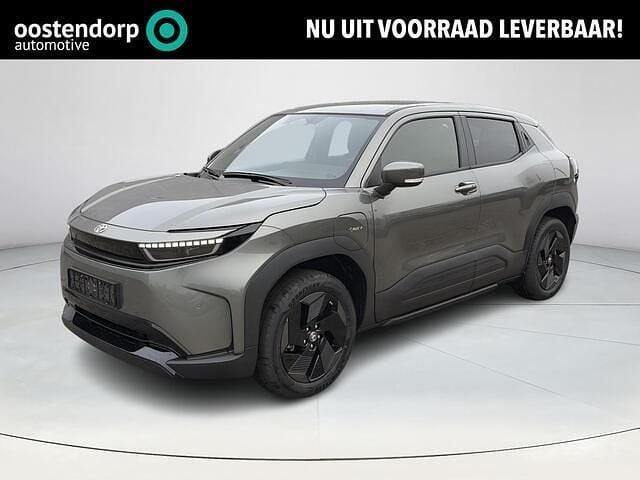 Groen Nieuw 2026 Toyota Urban Cruiser SUV | € 36.950 - Afbeelding 1/4