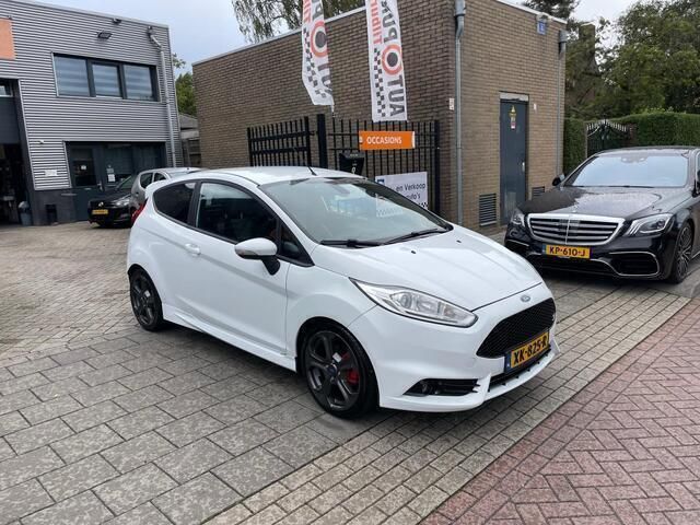 Occasion Ford Fiesta Sport 182 PK (133 kW) 2014 Wit Hatchback