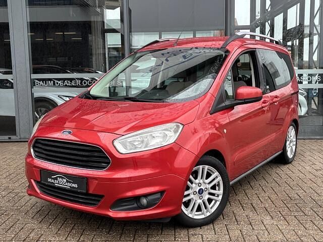Occasion Ford Tourneo Courier Titanium 101 PK (74 kW) 2015 Rood MPV