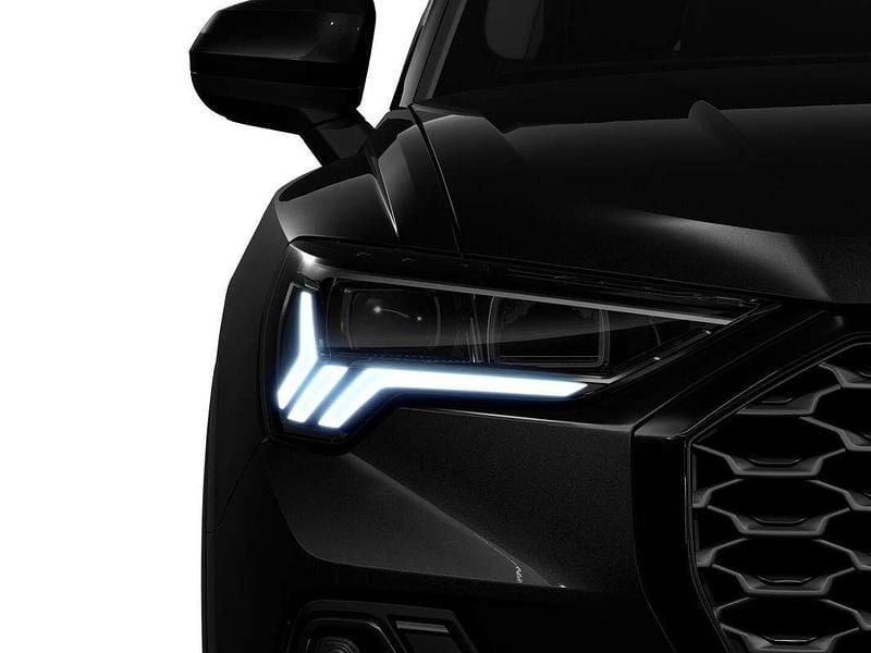 Occasion Audi Q3 Sportback Ambiente 150 PK (110 kW) 2022 Zwart SUV