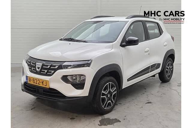 Wit Occasion 2022 Dacia Spring Comfort Plus Hatchback | € 9.200 (Goede deal) - Afbeelding 1/4