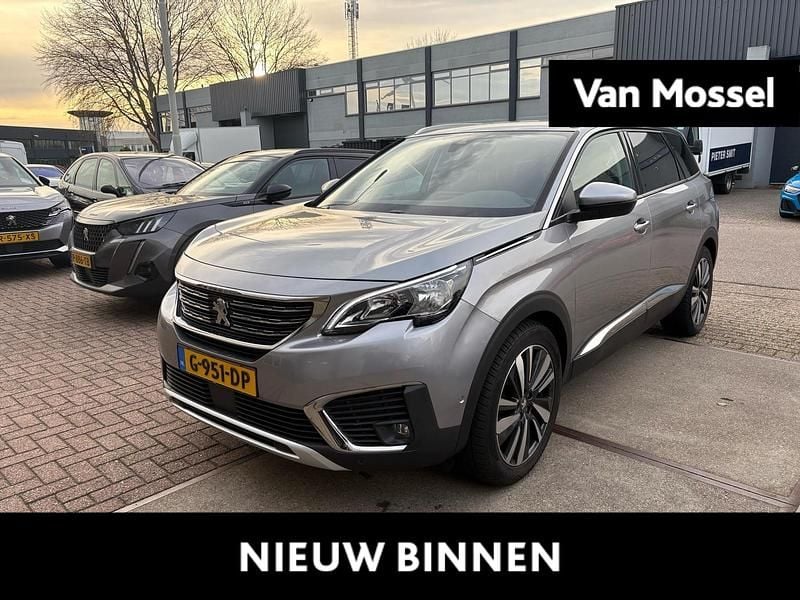 Grijs Gebruikt 2019 Peugeot 5008 Premium SUV | € 21.240 (Super prijs) - Afbeelding 1/4