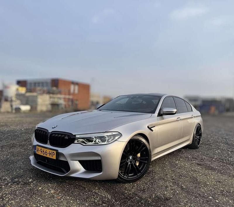 Occasion BMW M5 600 PK (441 kW) 2018 Grijs (metallic) Sedan