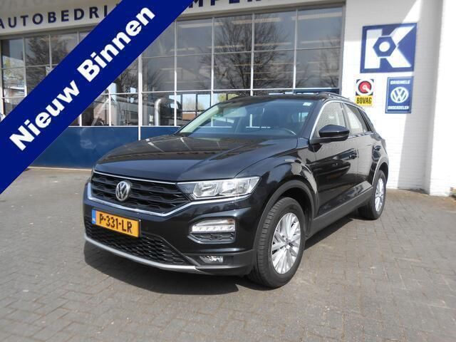 Zwart Gebruikt 2019 VW T-Roc Sport SUV | € 18.950 (Eerlijke prijs) - Afbeelding 1/4