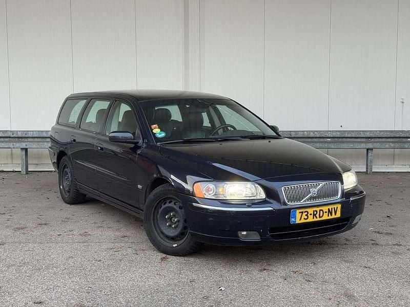 Blauw Gebruikt 2005 Volvo V70 Summum Stationwagen | € 1.995 (Super prijs) - Afbeelding 1/4