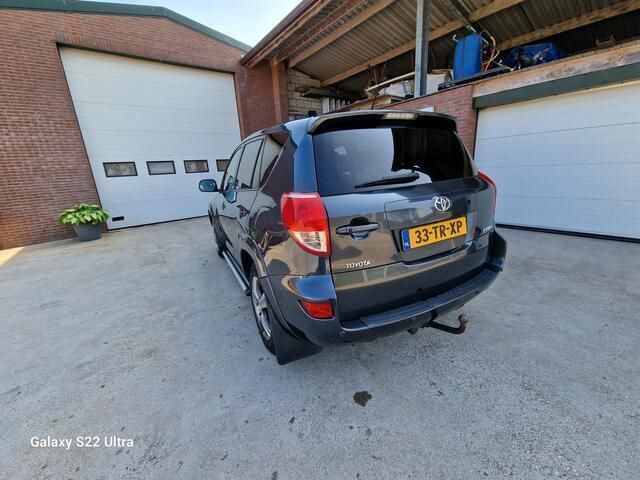 Occasion Toyota RAV4 177 PK (130 kW) 2007 Grijs SUV