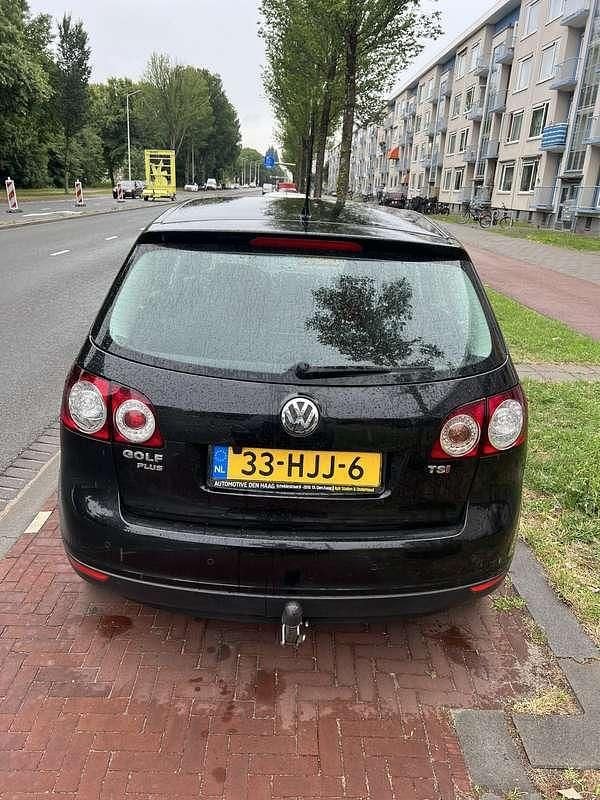 Zwart Gebruikt 2009 VW Golf Plus Comfortline MPV | € 4.550 (Eerlijke prijs) - Afbeelding 1/4
