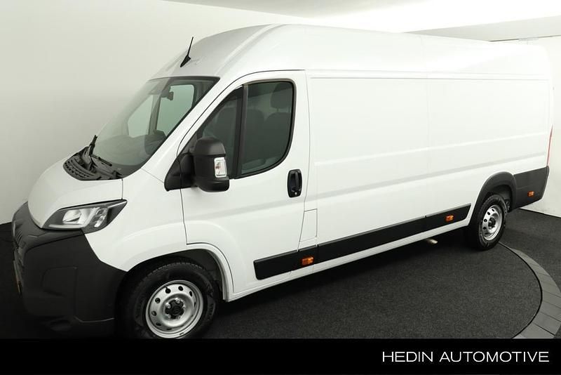 Wit Gebruikt 2024 Peugeot Boxer Van | € 32.945 (Iets duurder) - Afbeelding 1/4