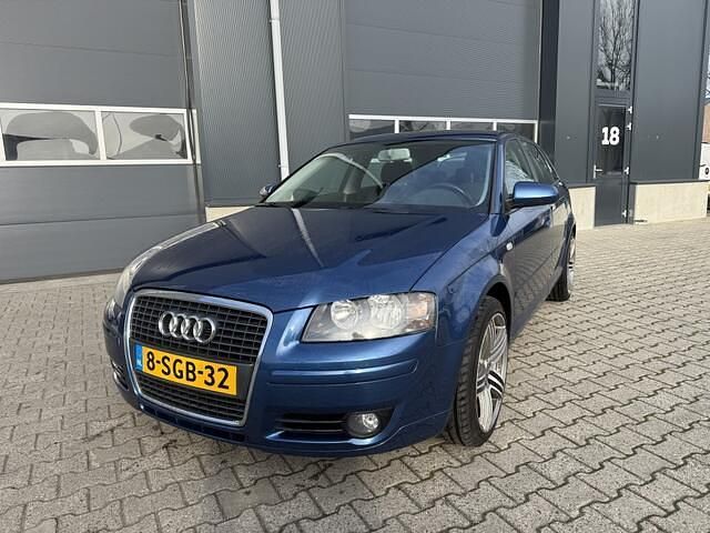 Occasion Audi A3 Sportback Attraction 116 PK (85 kW) 2004 Blauw Hatchback