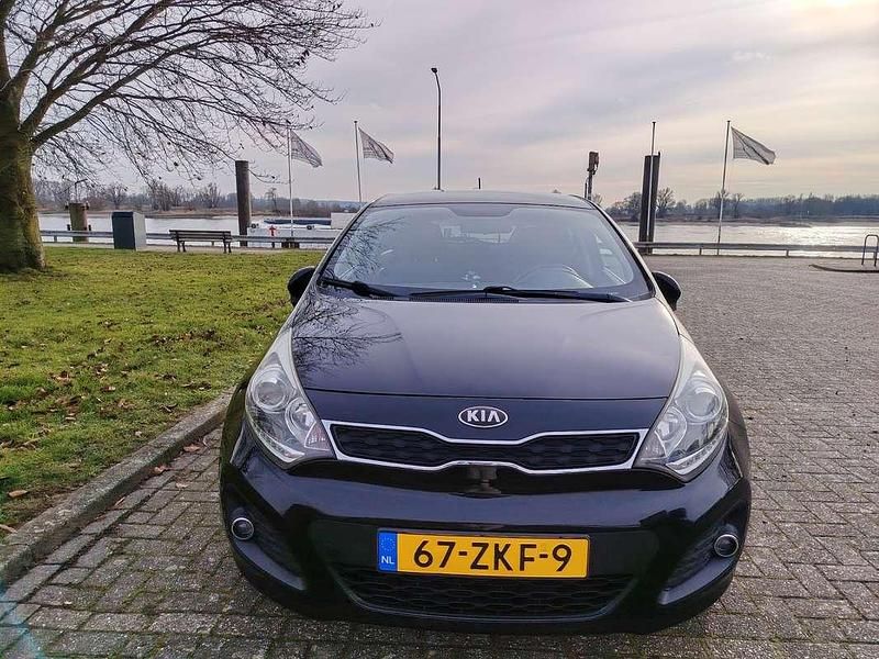 Occasion Kia Rio Plus 86 PK (63 kW) 2013 Zwart MPV