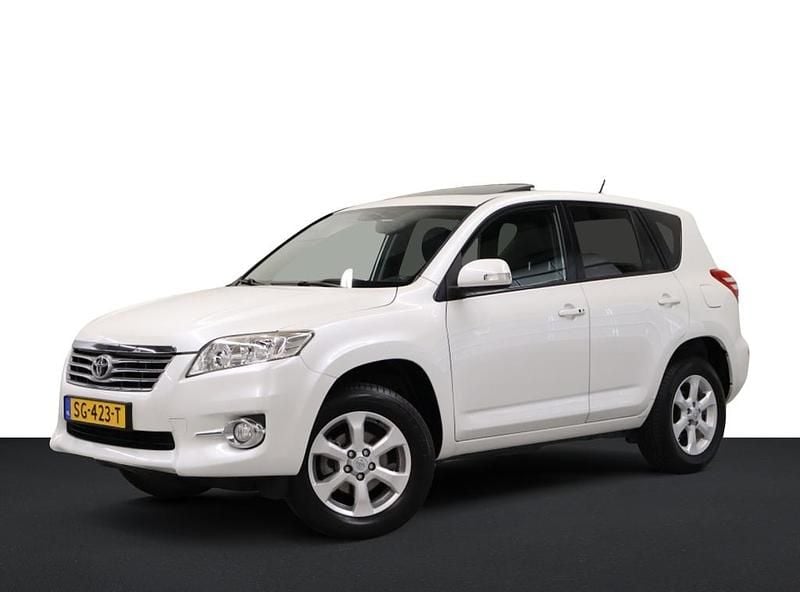 Wit Gebruikt 2011 Toyota RAV4 Business Edition SUV | € 12.950 (Eerlijke prijs) - Afbeelding 1/4