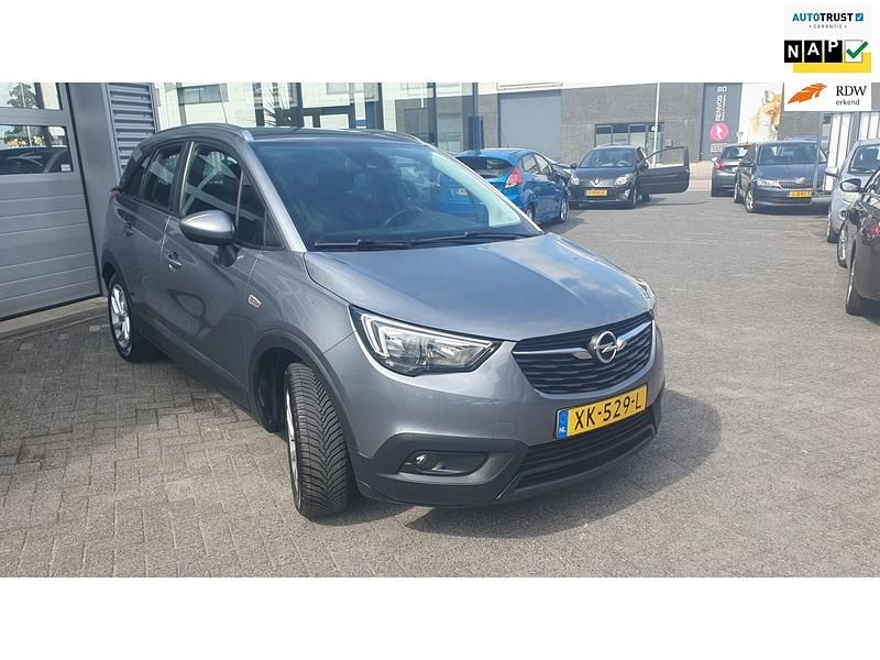 Grijs Gebruikt 2019 Opel Crossland Innovation SUV | € 10.490 (Eerlijke prijs) - Afbeelding 1/4