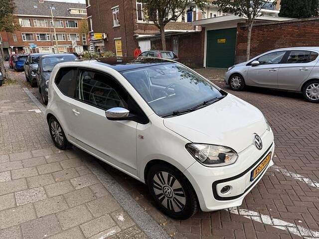 Occasion VW up! move up! 75 PK (55 kW) 2012 Wit Hatchback