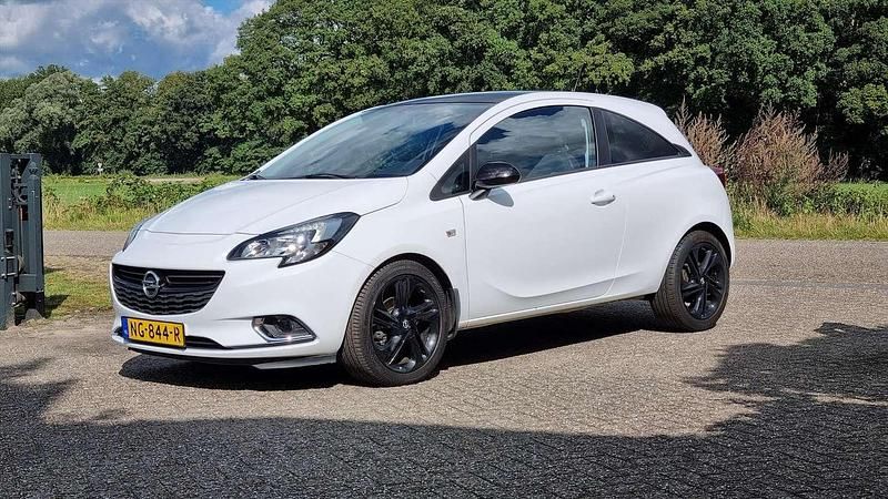 Wit Gebruikt 2017 Opel Corsa Edition Hatchback | € 8.750 (Eerlijke prijs) - Afbeelding 1/4