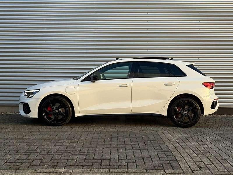 Occasion Audi A3 Sportback e-tron S-Line 245 PK (180 kW) 2021 Wit Hatchback