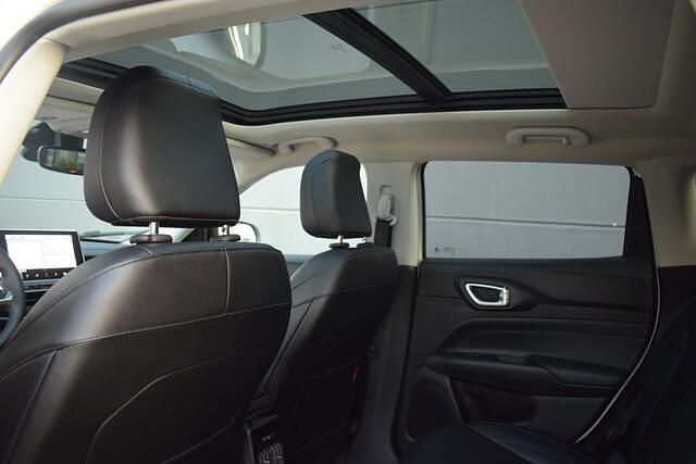 Occasion Jeep Compass Trailhawk 180 PK (132 kW) 2023 Wit SUV