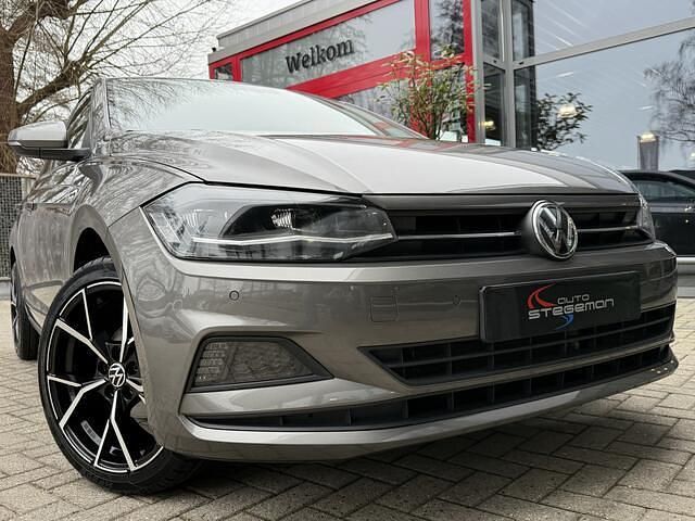 Grijs Occasion 2018 VW Polo Beats Hatchback | € 12.450 (Eerlijke prijs) - Afbeelding 1/4