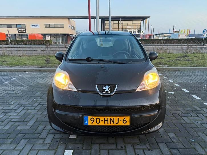 Occasion 2009 Peugeot 107 Hatchback | € 1.450 (Goede deal) - Afbeelding 1/4