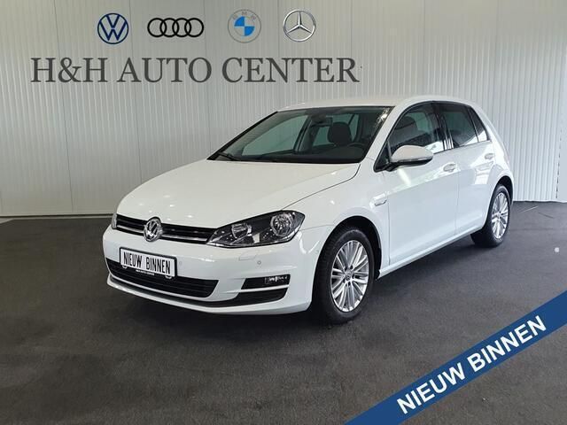 Wit Gebruikt 2014 VW Golf VII Edition Hatchback | € 13.500 (Eerlijke prijs) - Afbeelding 1/4