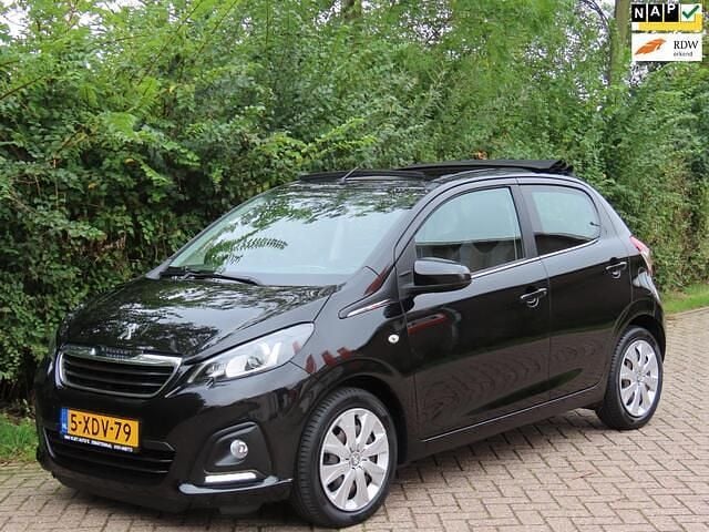 Zwart Gebruikt 2014 Peugeot 108 Active Top Hatchback | € 5.950 (Eerlijke prijs) - Afbeelding 1/4