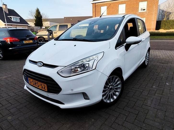 Occasion 2013 Ford B-MAX Titanium MPV | € 3.950 (Goede deal) - Afbeelding 1/4
