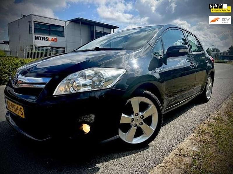 Zwart Gebruikt 2011 Toyota Auris Hybrid Hatchback | € 7.950 (Goede deal) - Afbeelding 1/4