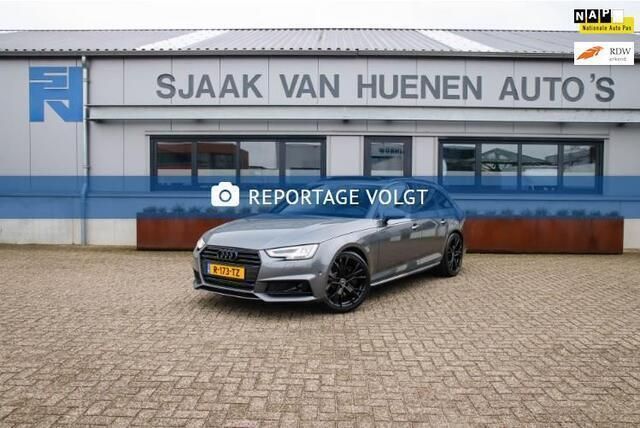 Grijs Gebruikt 2017 Audi A4 Black Edition Stationwagen | € 36.950 - Afbeelding 1/4