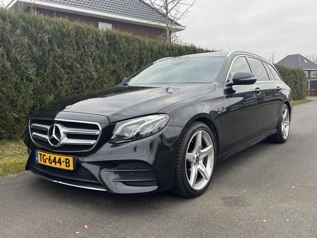 Zwart Gebruikt 2017 Mercedes 220 Avantgarde Stationwagen | € 24.500 (Goede deal) - Afbeelding 1/4