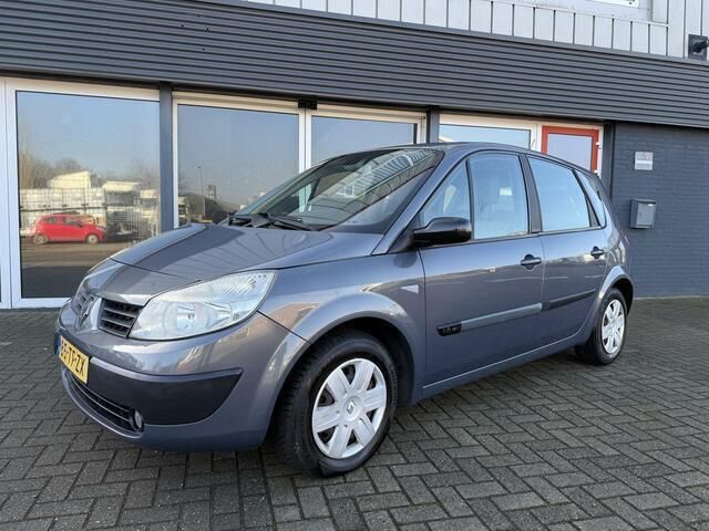 Grijs Gebruikt 2006 Renault Scénic II Dynamique MPV | € 1.799 (Eerlijke prijs) - Afbeelding 1/4