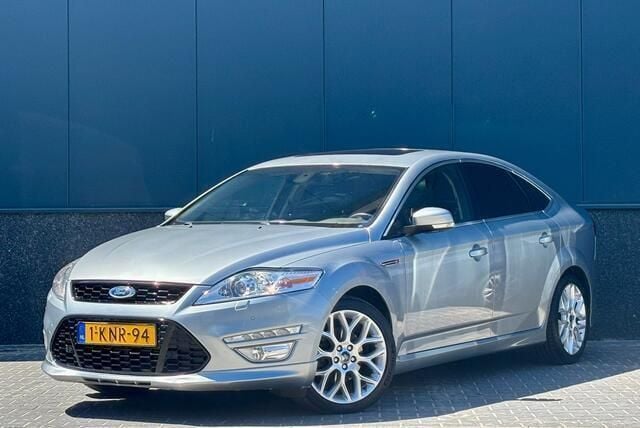 Grijs Gebruikt 2013 Ford Mondeo Platinum Hatchback | € 9.495 (Goede deal) - Afbeelding 1/4