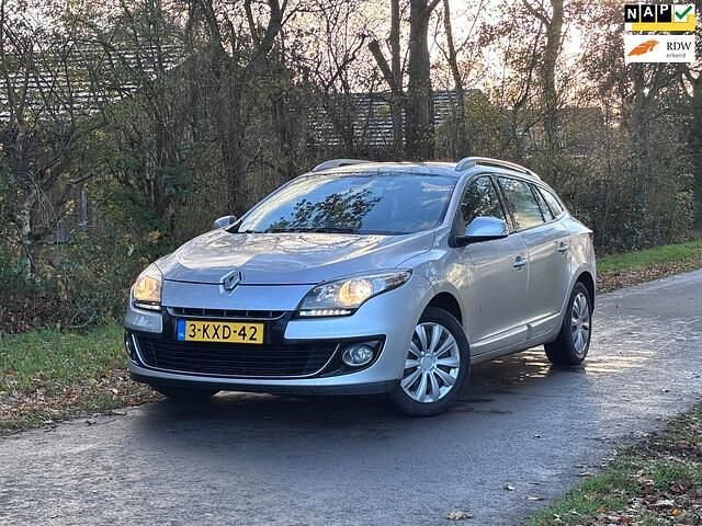 Grijs Gebruikt 2013 Renault Mégane GrandTour Collection Stationwagen | € 3.950 (Eerlijke prijs) - Afbeelding 1/4