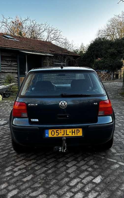 Occasion VW Golf IV 105 PK (77 kW) 2002 Sedan